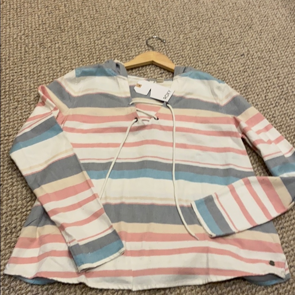 Women’s Roxy hoodie NWT medium